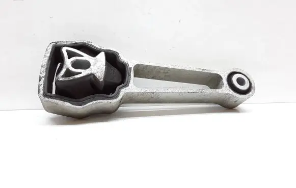 Volvo S60 Engine mount bracket 31430441