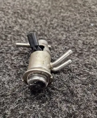 Mercedes-Benz E W213 AdBlue injector A0004901613