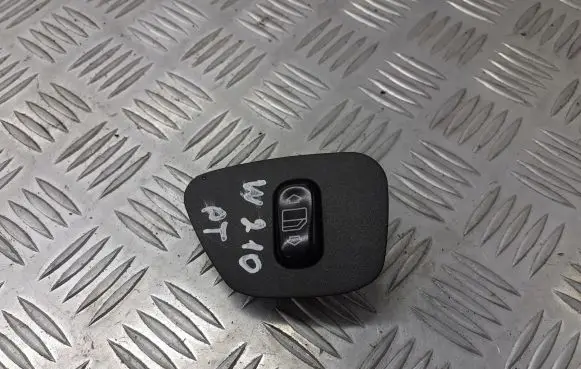 Mercedes-Benz E W210 Quarter vent window switch 2108208210