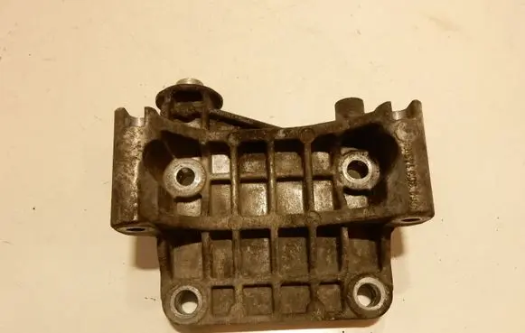 Audi A6 S6 C6 4F Generator/alternator bracket 059903143K 61182