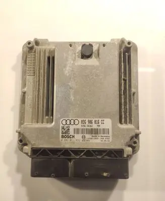 Audi A3 S3 8P Engine control unit/module 03G906016GC 0281011832 1039S12059