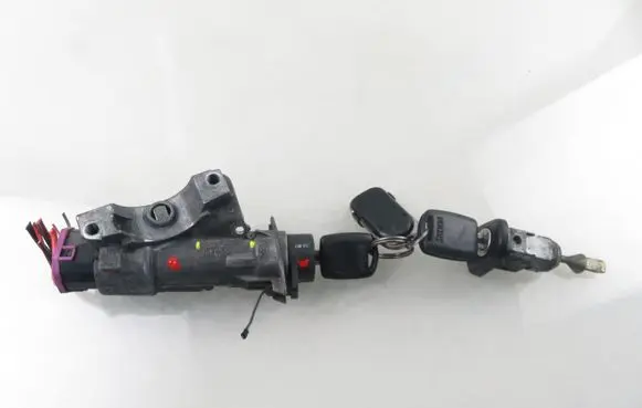 Skoda Fabia Mk1 (6Y) Ignition lock 4B0905851C