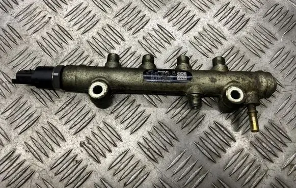 Peugeot 206 Fuel main line pipe 9641509480 0972773 0445214028