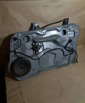 Volkswagen Golf IV Front door manual window regulator 1J4837730N 101032