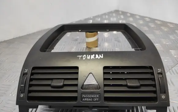 Volkswagen Touran I Dash center air vent grill 1T2819728