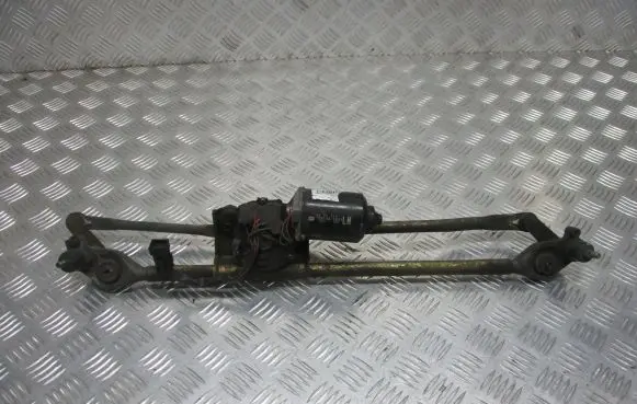 Saab 900 Front wiper linkage 