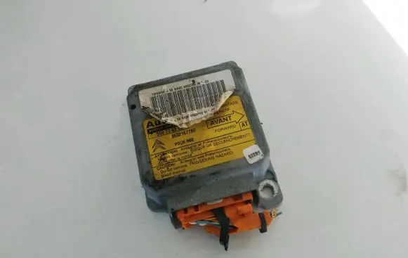 Citroen Xsara Picasso Airbag control unit/module 9632167780 550776300