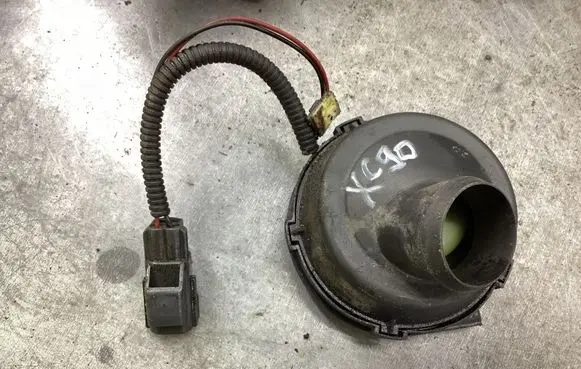 Volvo XC90 Engine control unit/module fan 0130002843 3135102322