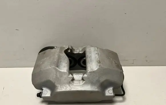 BMW X6 G06 Front brake caliper 6885839 6883483