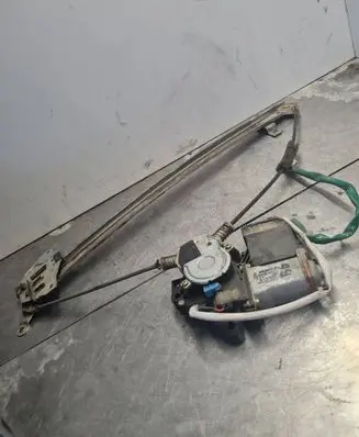 Mitsubishi Pajero Front door window regulator with motor 0620200122 MR304810