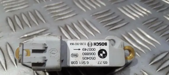 BMW X5 E53 Airbag deployment crash/impact sensor 65776911038