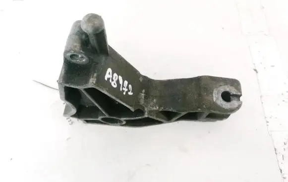 Opel Astra H Engine mounting bracket 13125625 2581