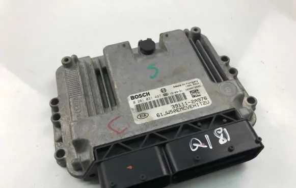 KIA Ceed Engine control unit/module ECU 391112A976 0281031497