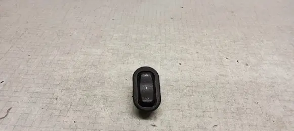 Opel Zafira A Electric window control switch 13363100 90561388