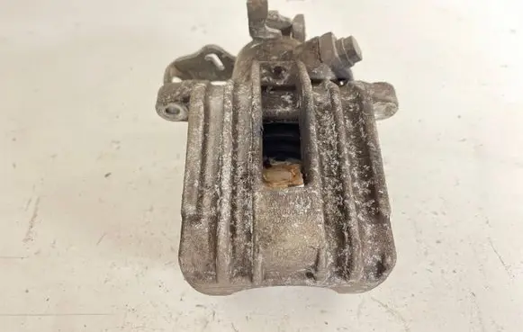 Skoda Octavia Mk1 (1U) Rear brake caliper