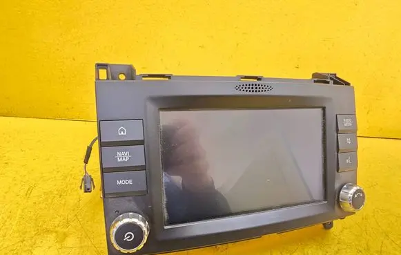 Mercedes-Benz Vito Viano W447 Radio/GPS head unit trim A4478201101 TEEU032869EU AV1CEV01G62