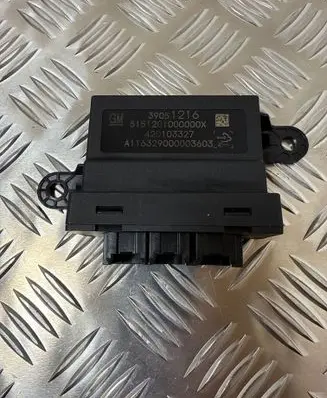 Opel Astra K Parking PDC control unit/module 39051216 420103327