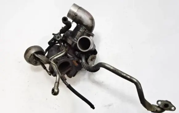 Toyota Auris 150 Turbo 17201-0R022