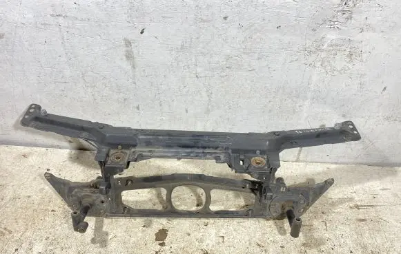 Top upper radiator support slam panel
