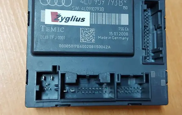 Audi Q7 4L Door control unit/module 4L0959793B
