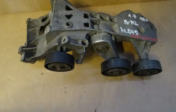 Mercedes-Benz B W246 W242 Generator/alternator belt tensioner A2662000970