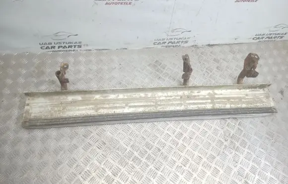 Mitsubishi Pajero Sill 