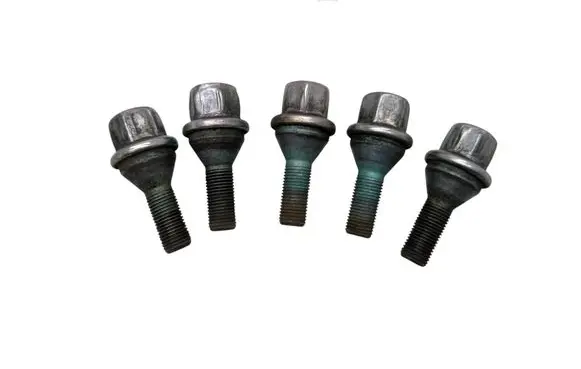 Jeep Cherokee Nuts/bolts 