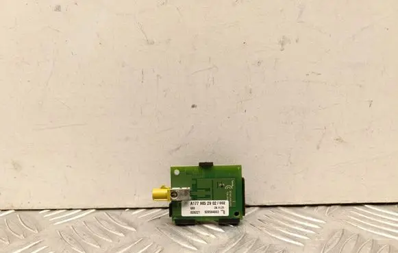Mercedes-Benz EQA Aerial antenna amplifier A1779052902