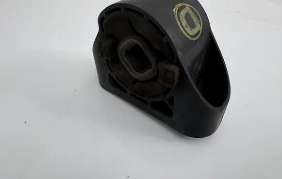 Genesis GV80 Radiator support slam panel bracket