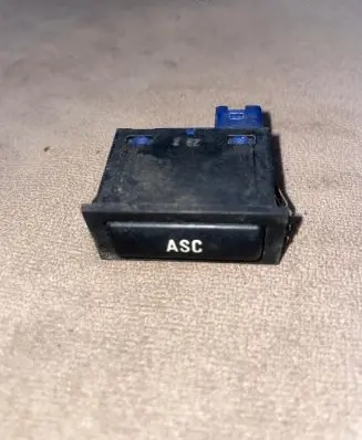 Traction control (ASR) switch