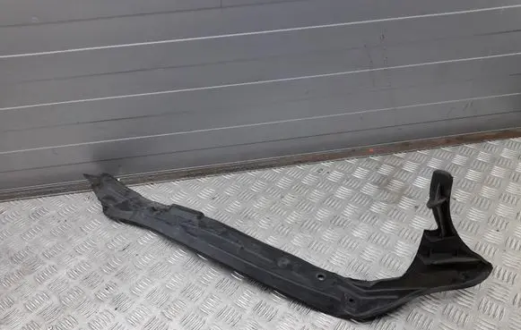 Audi Q7 4L Fender end trim 4L0821111