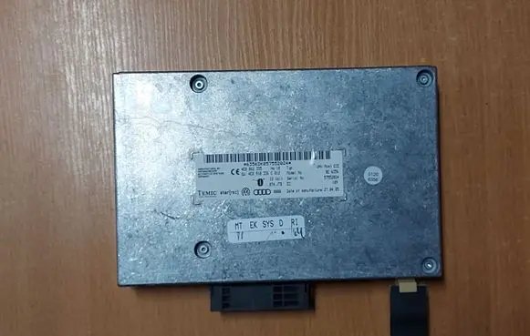 Audi A6 S6 C6 4F Head unit multimedia control 4E0862335 4E0910336C