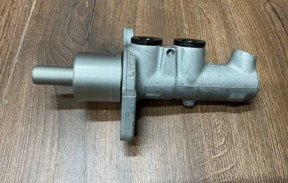 Mercedes-Benz SL AMG R129 Master brake cylinder A0054308901 0054308901