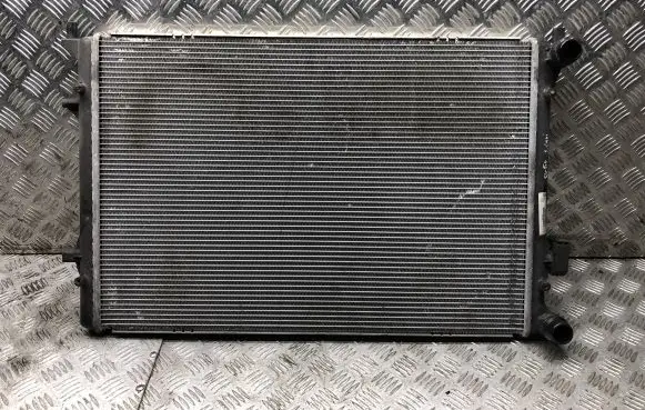 Volkswagen Golf Plus Coolant radiator 5K0121253C