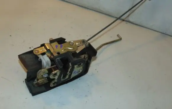 KIA Rio Front door lock 0K30A58311 0K30A58310B