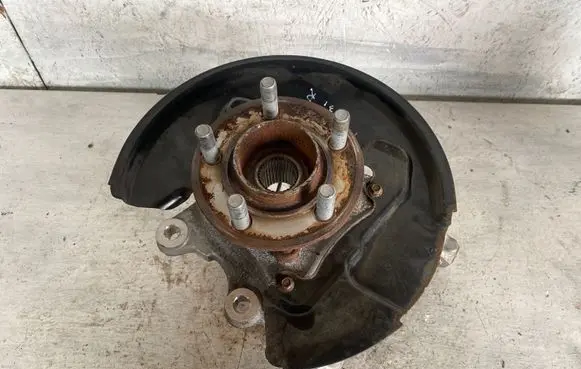 Ford Mustang VI Rear wheel hub spindle/knuckle FR35B758
