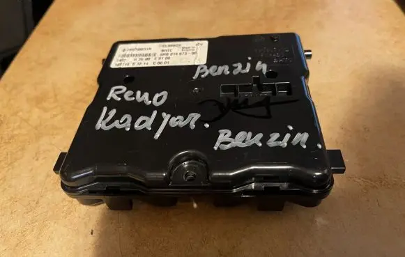 Renault Kadjar Other devices 285258631R