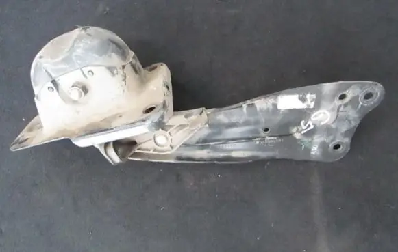 Rear upper control arm/wishbone