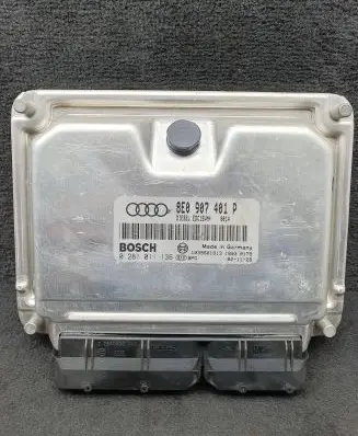 Audi A4 S4 B6 8E 8H Engine control unit/module 8E0907401P 0281011136