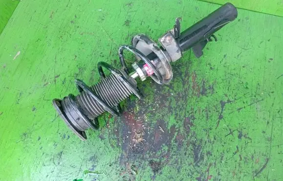 Volvo V50 Front shock absorber/damper