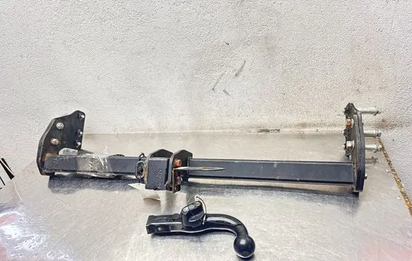Volvo XC90 Detachable towbar V302