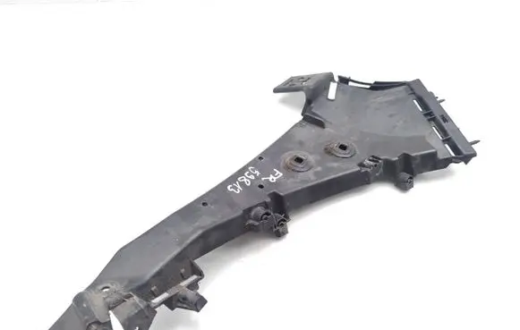 Audi Q7 4L Front bumper mounting bracket 4L0807284B