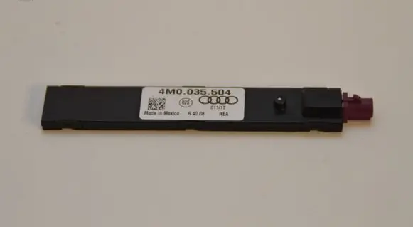 Audi Q7 4M Aerial antenna amplifier 4M0035504
