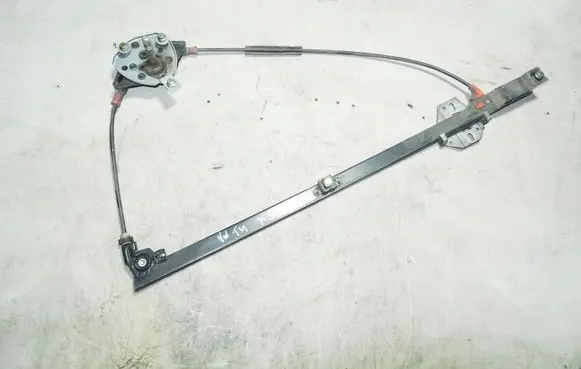 Volkswagen Transporter - Caravelle T4 Front door manual window regulator 701837501F