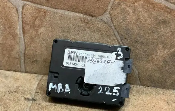 BMW X1 E84 Aerial antenna amplifier 9181454