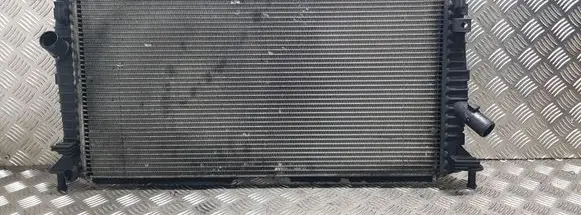 Ford Focus C-MAX Coolant radiator 3M5H8005TJ