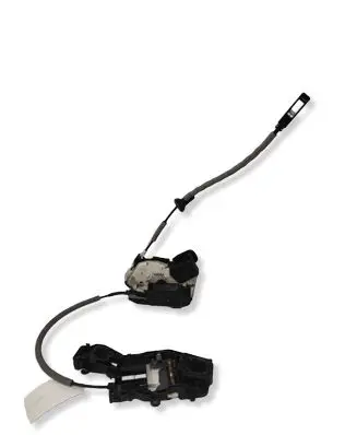 Volkswagen PASSAT B8 Front door lock 5E2837015