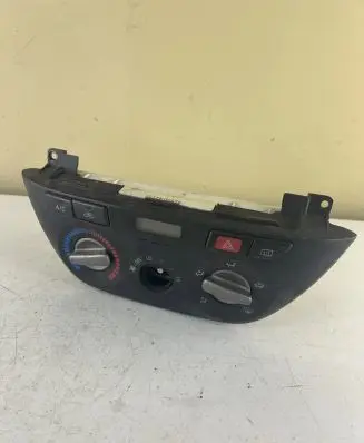 Toyota RAV 4 (XA20) Climate control unit 5590042150