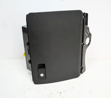 Volkswagen PASSAT B7 Glove box 3C1857097BC