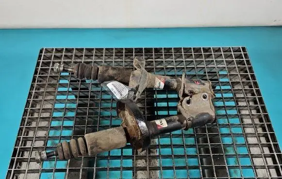 Front shock absorber/damper
